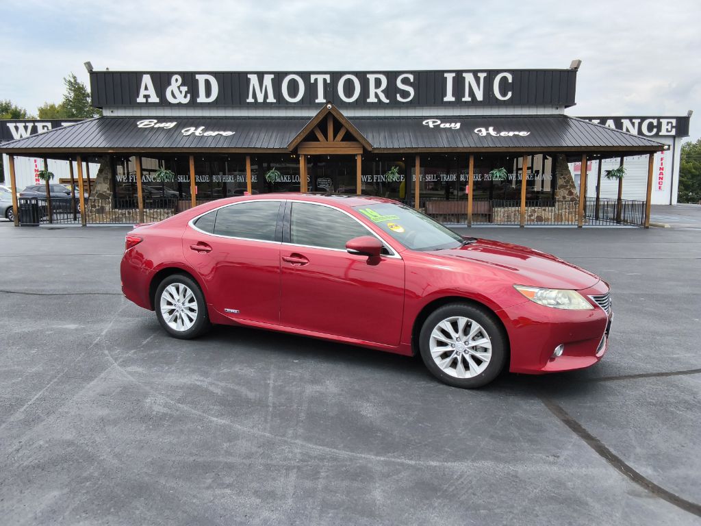 2014 Lexus ES - $17,900