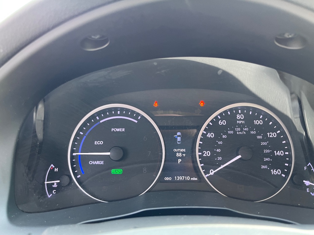 2014 Lexus ES - $17,900