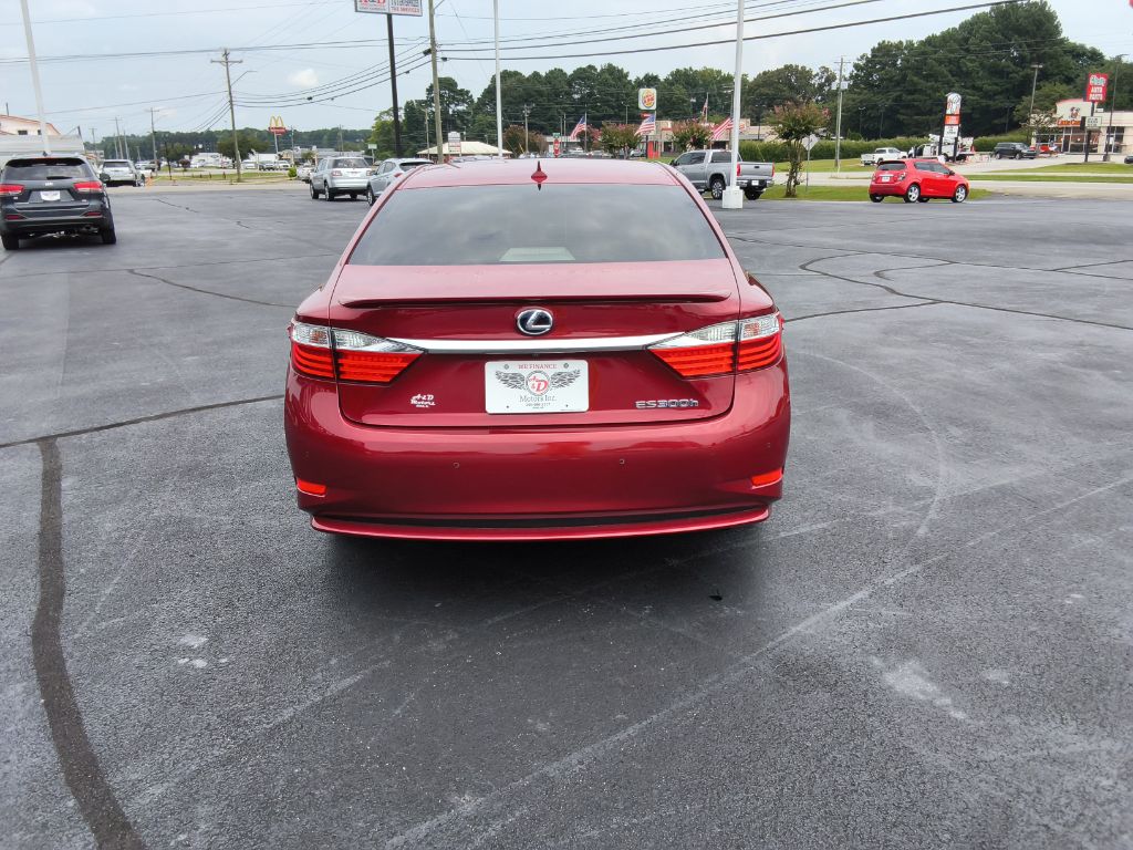 2014 Lexus ES - $17,900