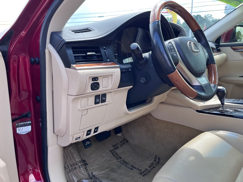 2014 Lexus ES - $17,900