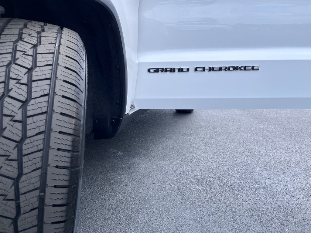 2020 Jeep Cherokee - $20,900