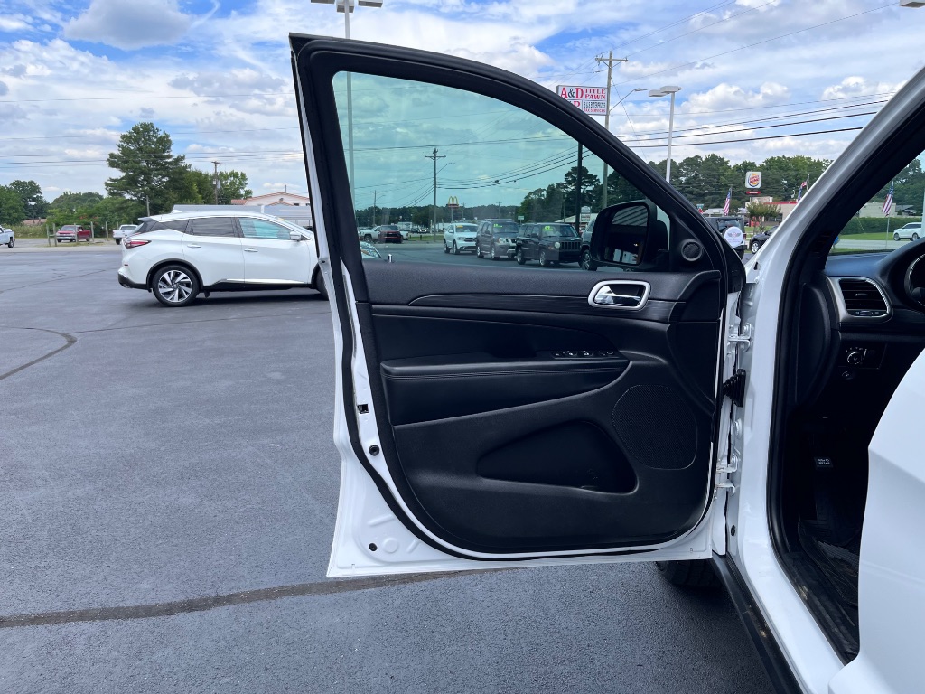 2020 Jeep Cherokee - $20,900