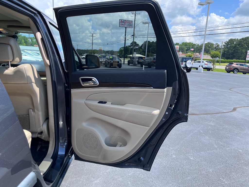 2017 Jeep Cherokee - $19,900