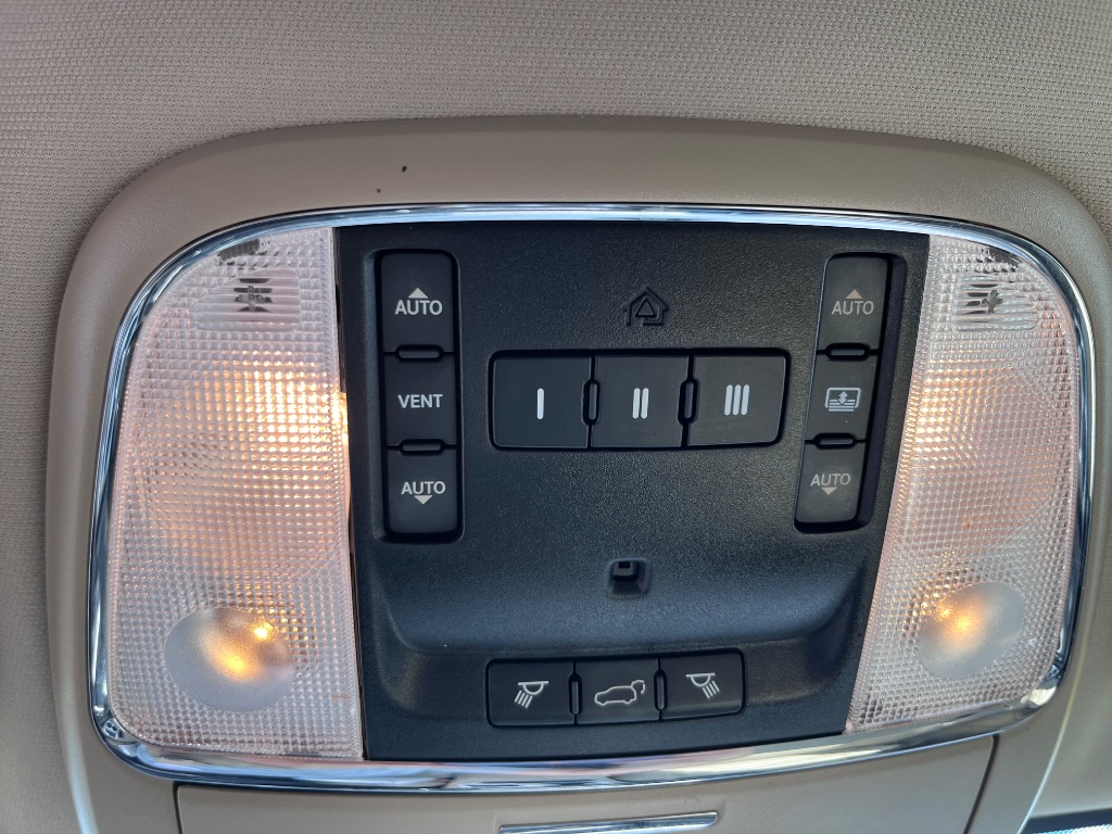 2017 Jeep Cherokee - $19,900