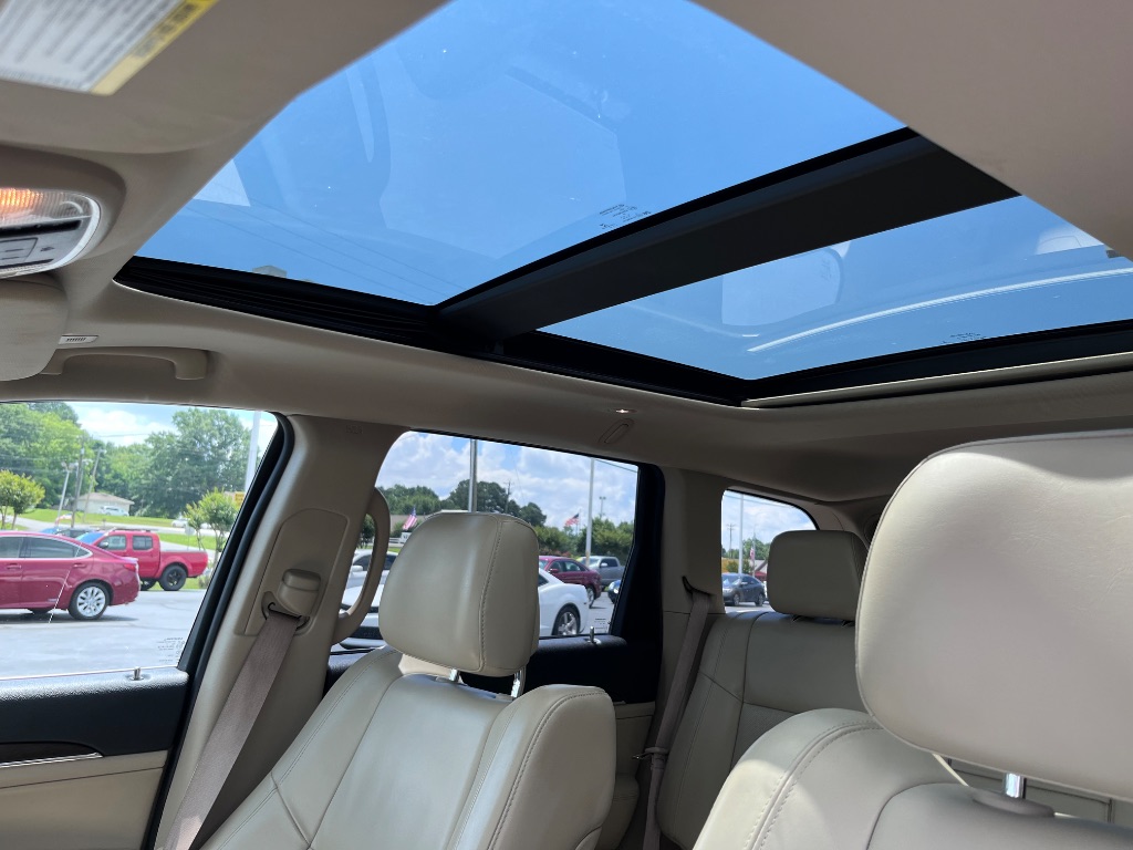 2017 Jeep Cherokee - $19,900