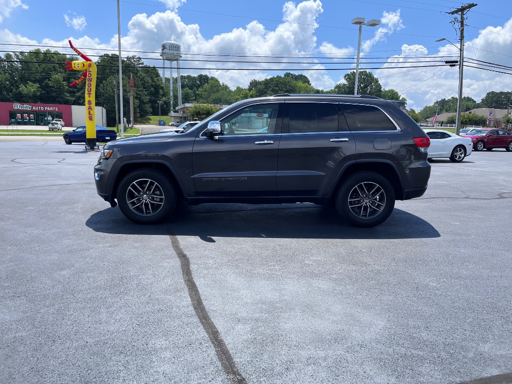 2017 Jeep Cherokee - $19,900