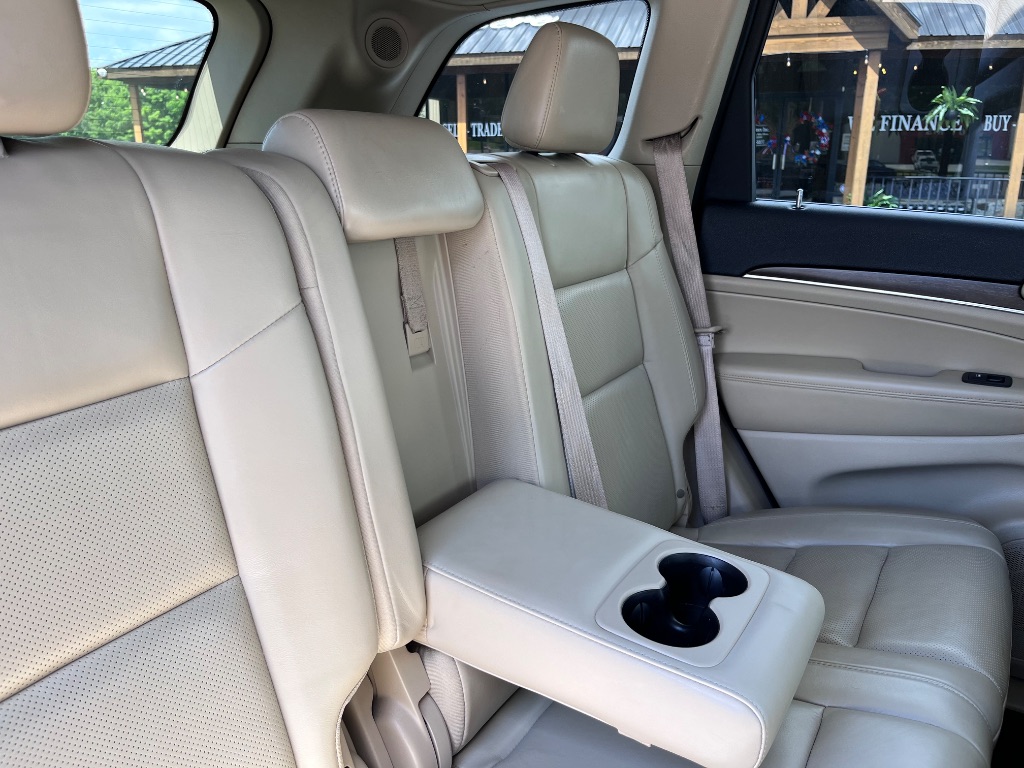 2017 Jeep Cherokee - $19,900