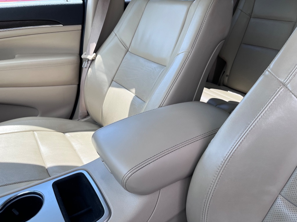 2017 Jeep Cherokee - $19,900