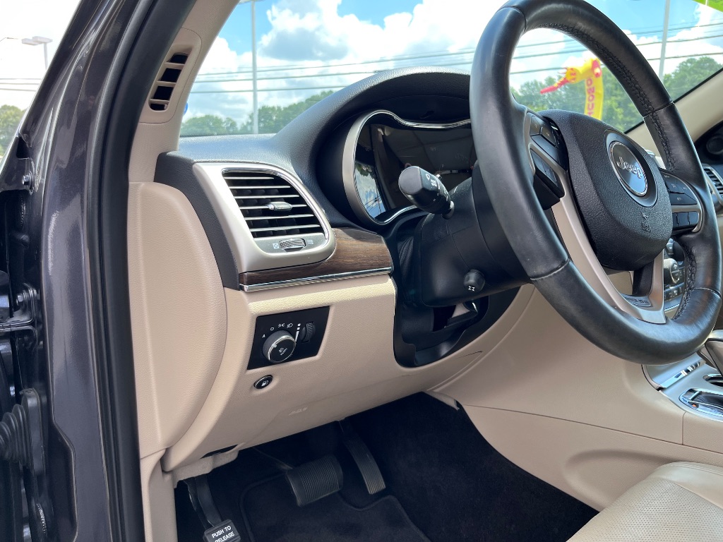 2017 Jeep Cherokee - $19,900