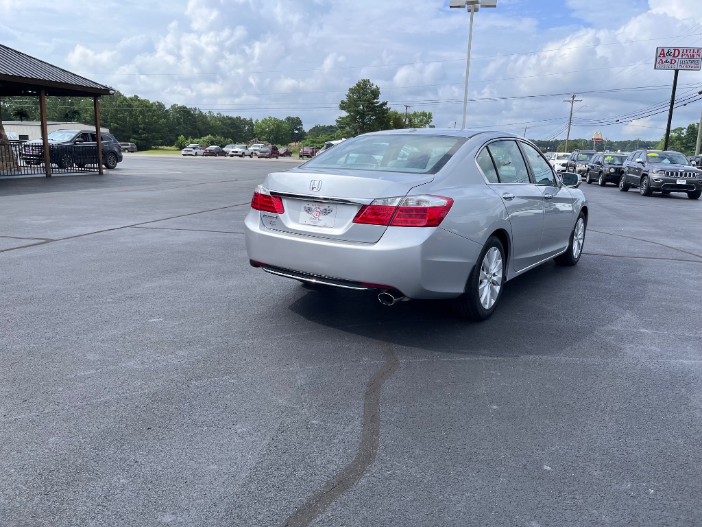 2013 Honda Accord - $15,900