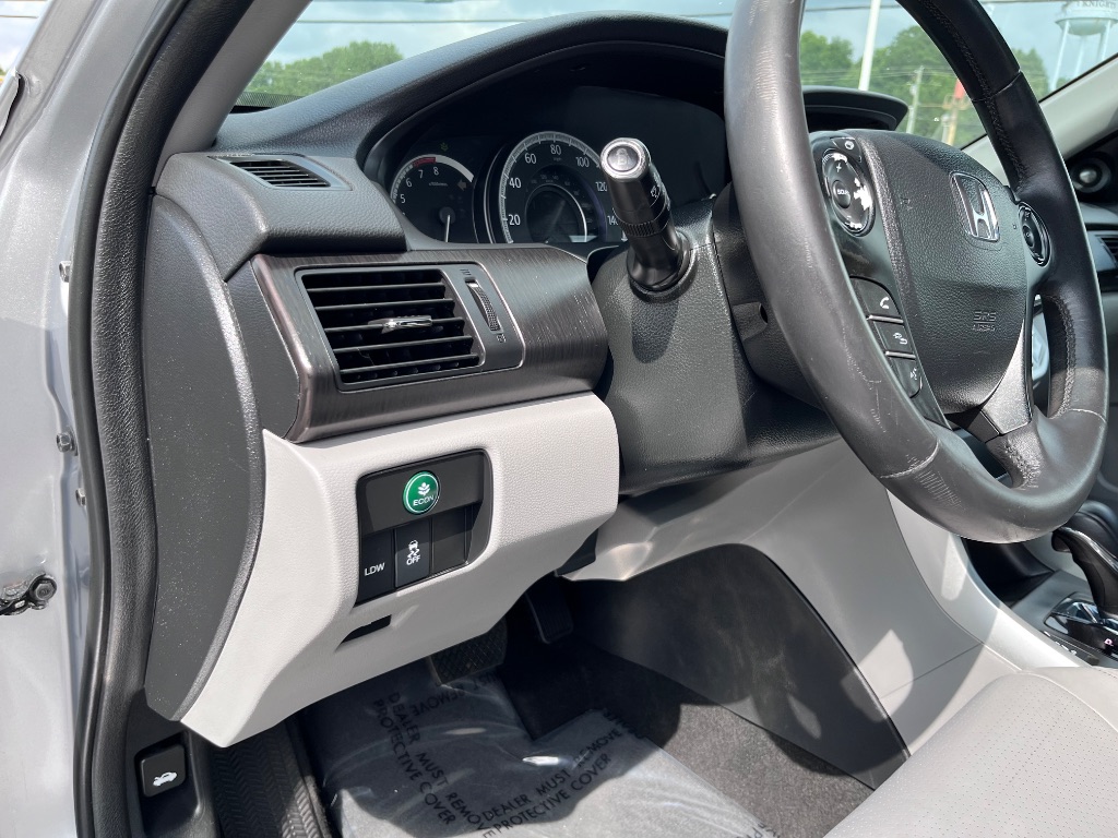 2013 Honda Accord - $15,900
