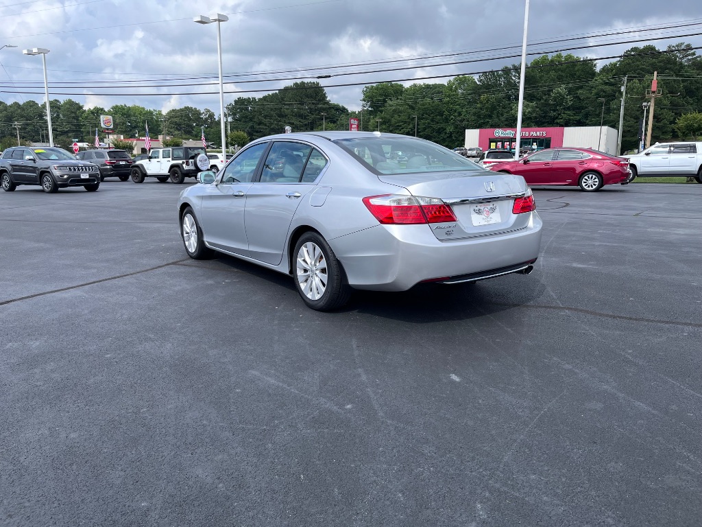 2013 Honda Accord - $15,900