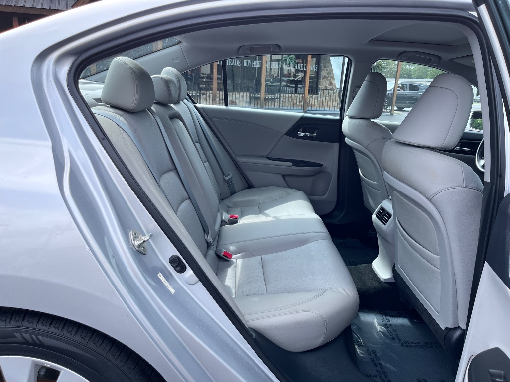 2013 Honda Accord - $15,900