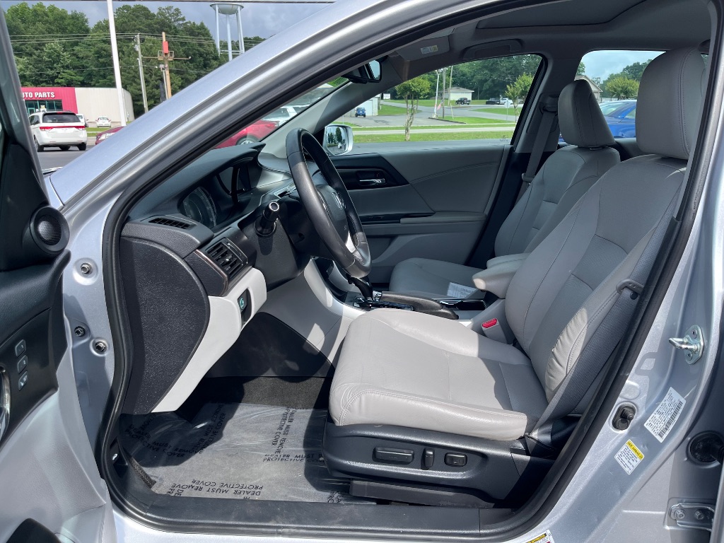 2013 Honda Accord - $15,900