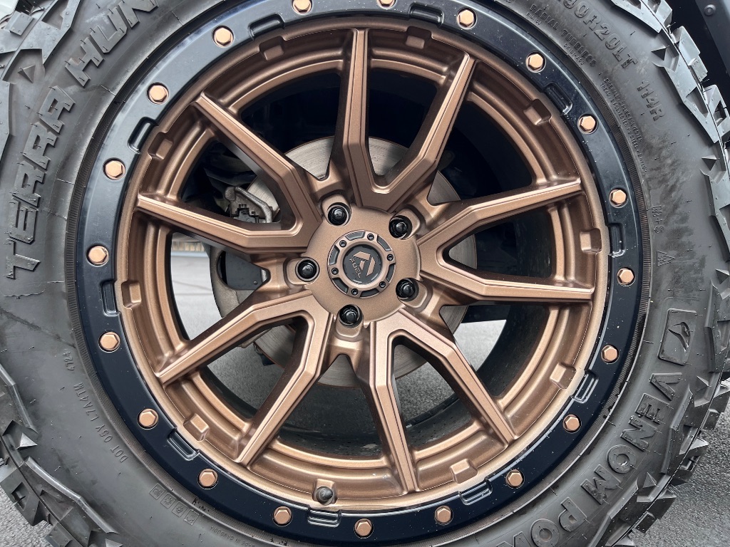 2019 Jeep Wrangler - $27,900