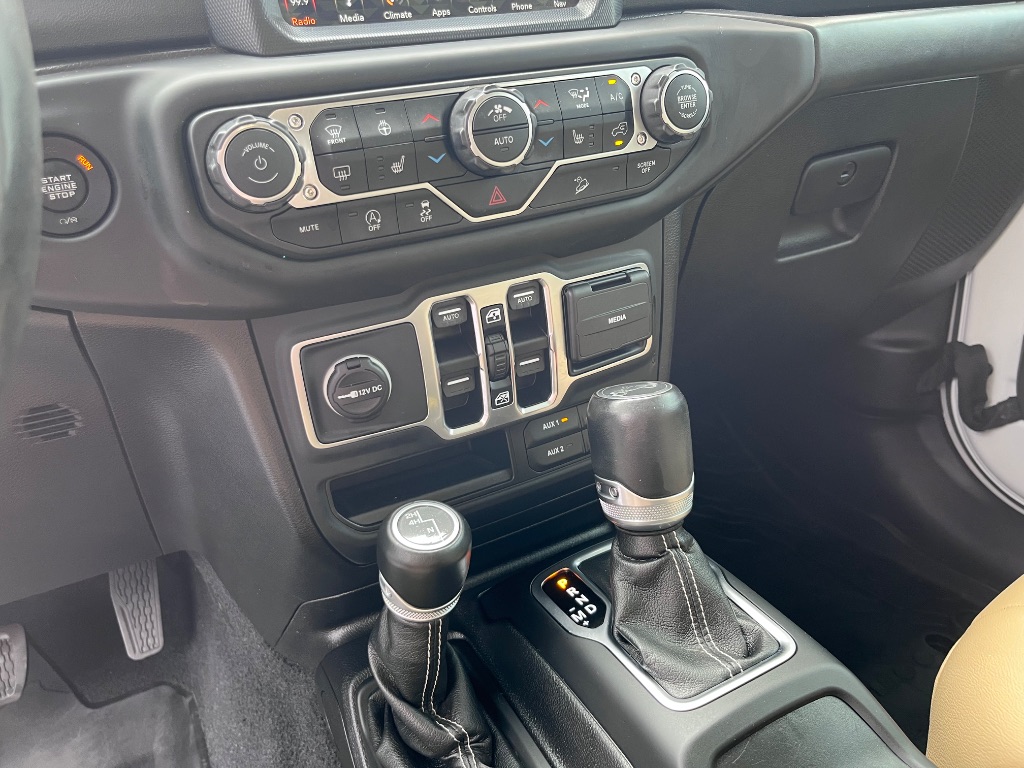 2019 Jeep Wrangler - $27,900