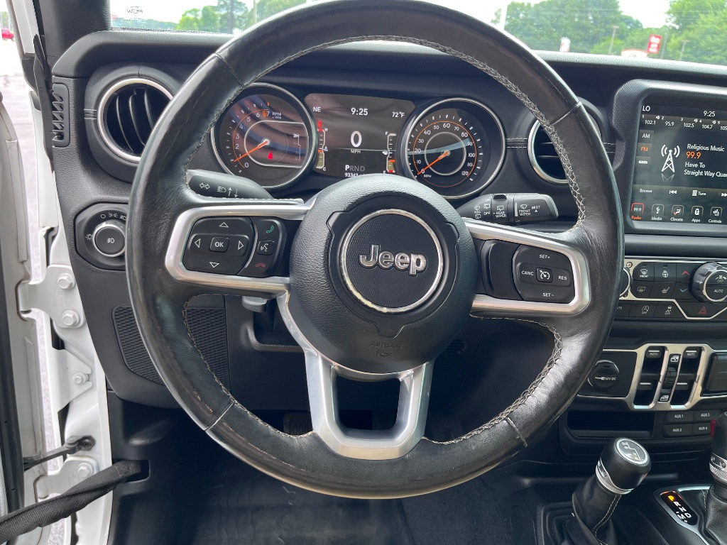 2019 Jeep Wrangler - $27,900