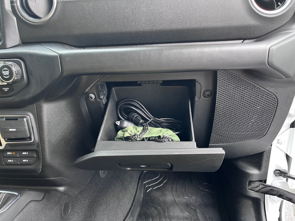 2019 Jeep Wrangler - $27,900