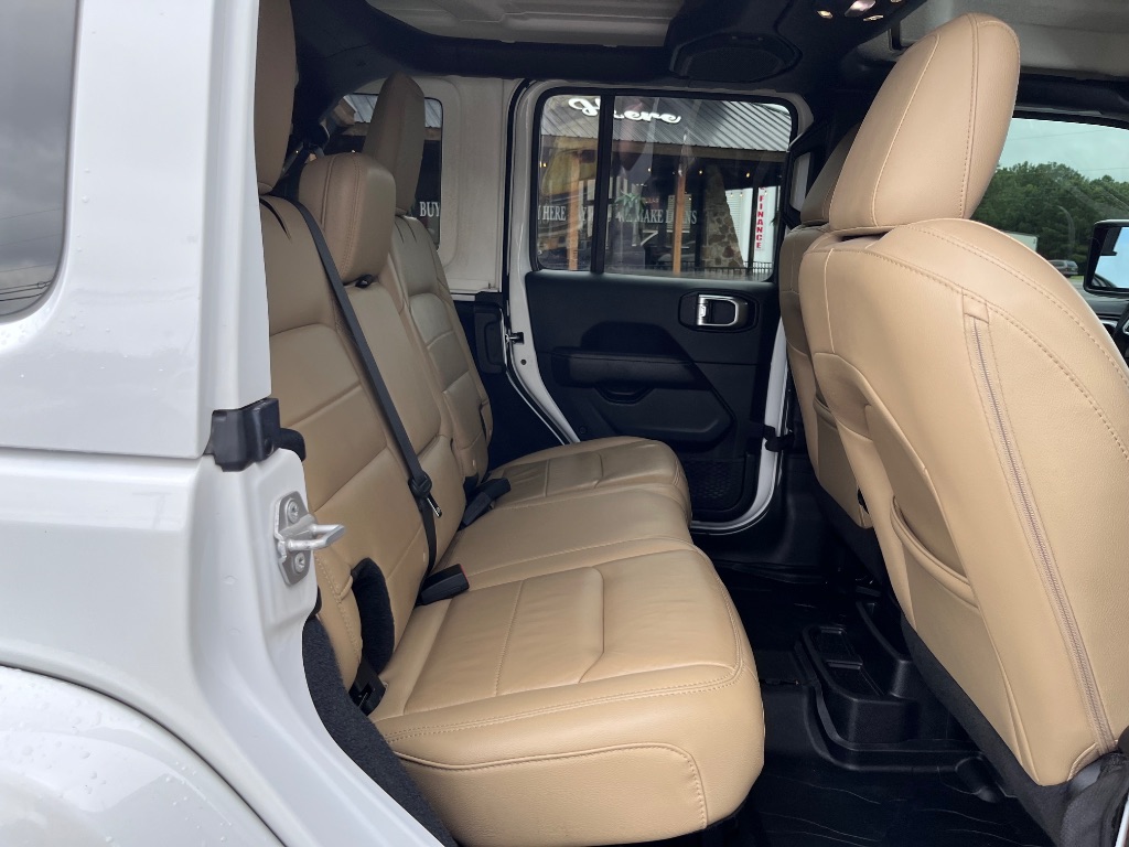2019 Jeep Wrangler - $27,900