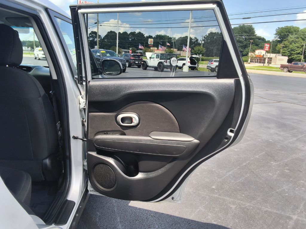 2016 Kia Soul - $10,900