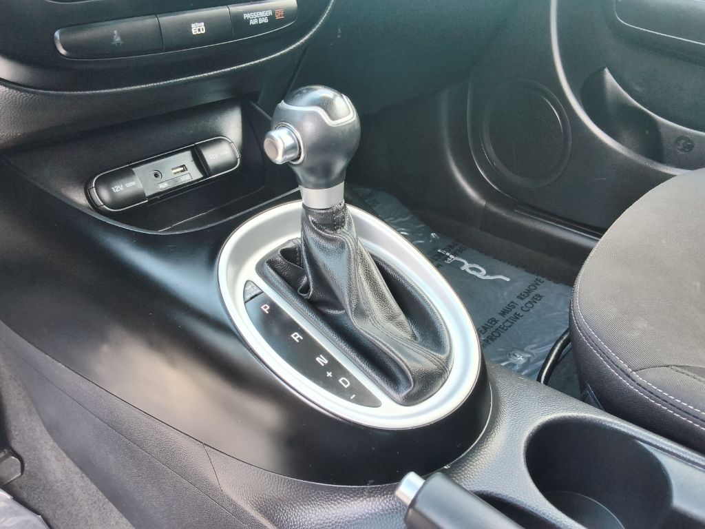 2016 Kia Soul - $10,900