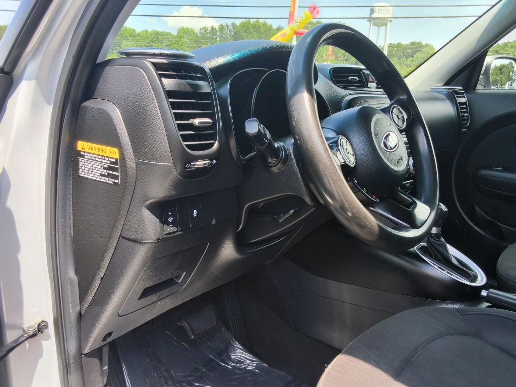 2016 Kia Soul - $10,900