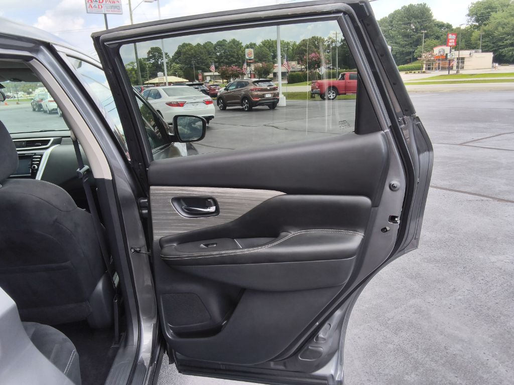 2018 Nissan Murano - $15,900