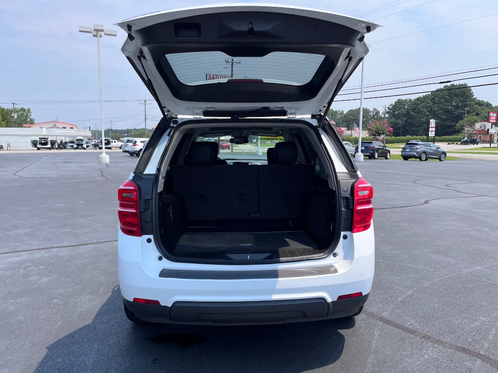 2017 Chevrolet Equinox - $13,900
