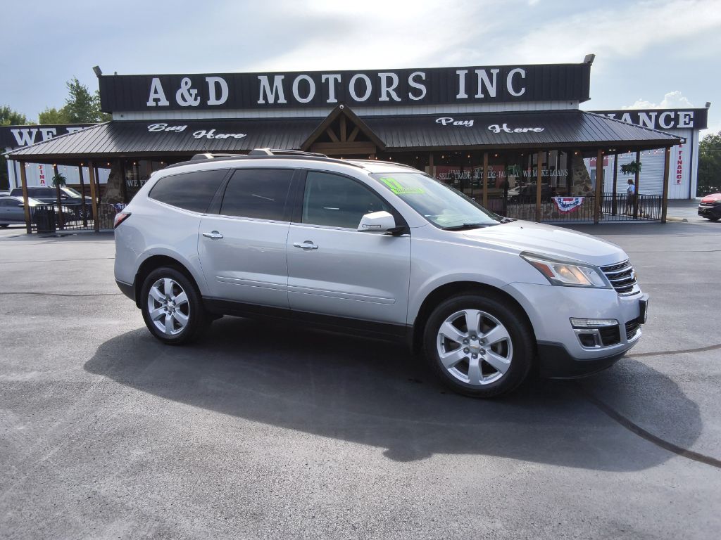2017 Chevrolet Traverse - $15,250