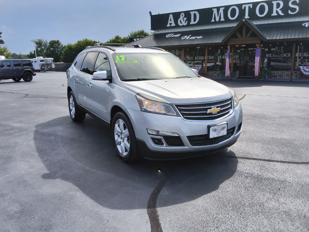 2017 Chevrolet Traverse - $15,250