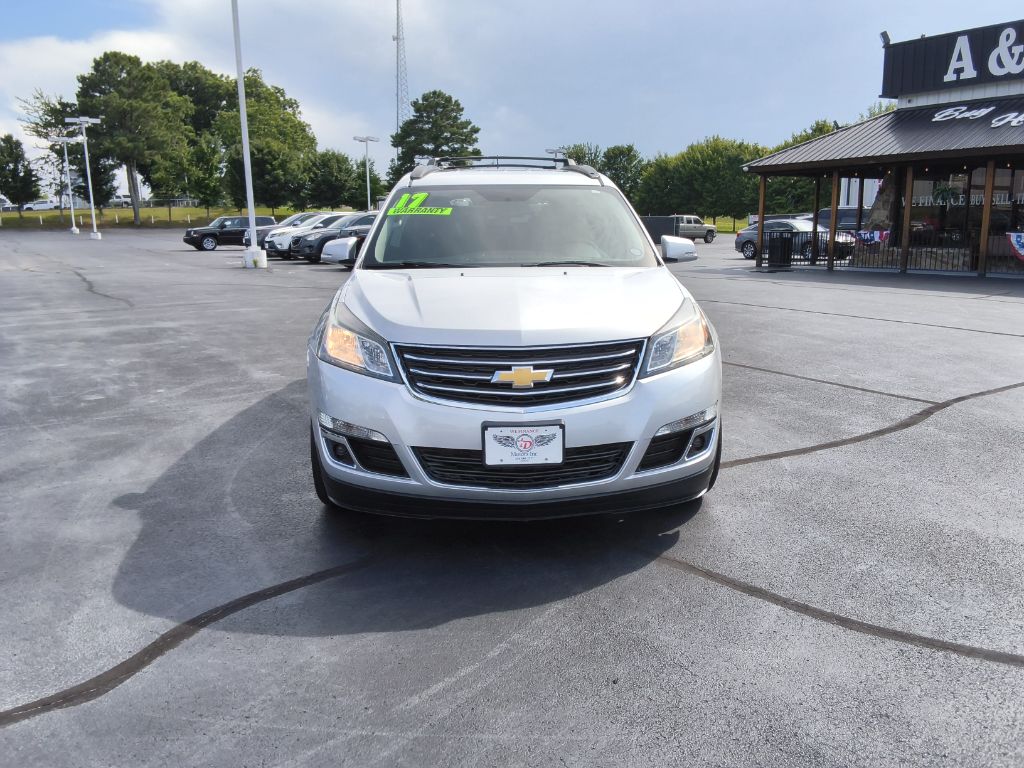 2017 Chevrolet Traverse - $15,250