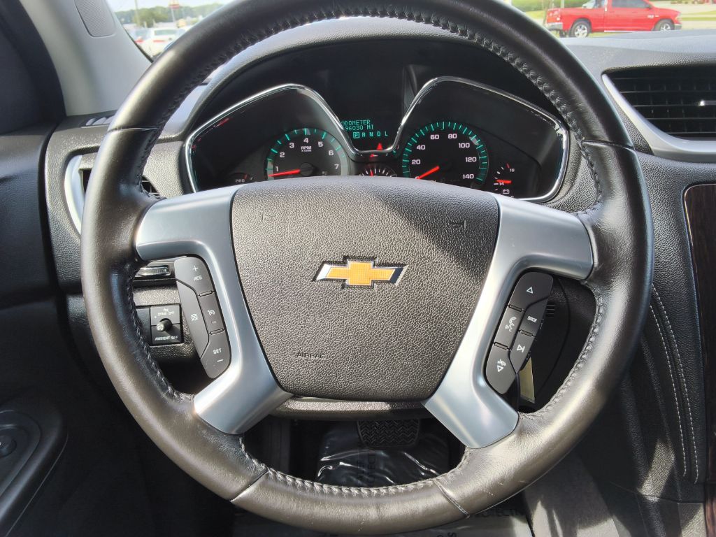 2017 Chevrolet Traverse - $15,250