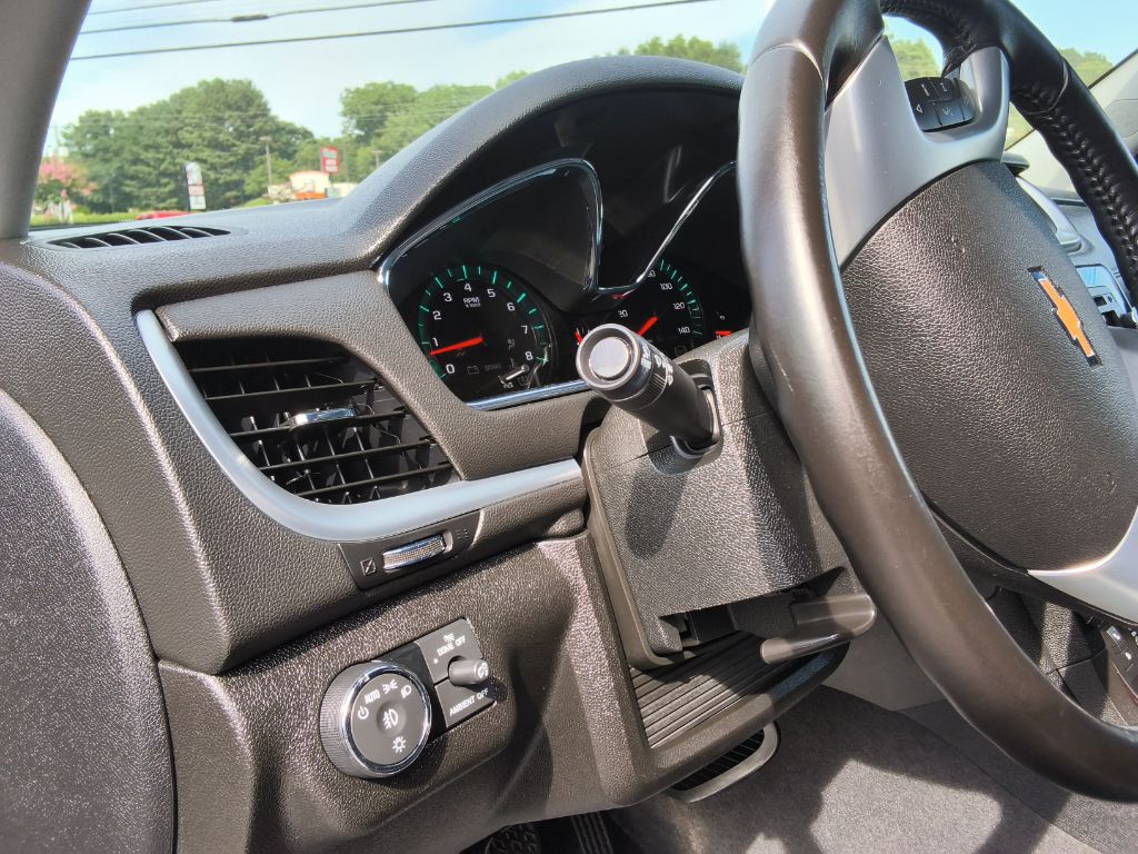 2017 Chevrolet Traverse - $15,250