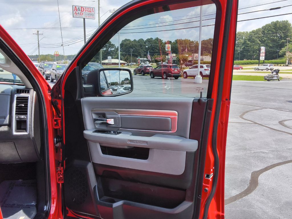 2019 Ram 1500 DS - $20,500