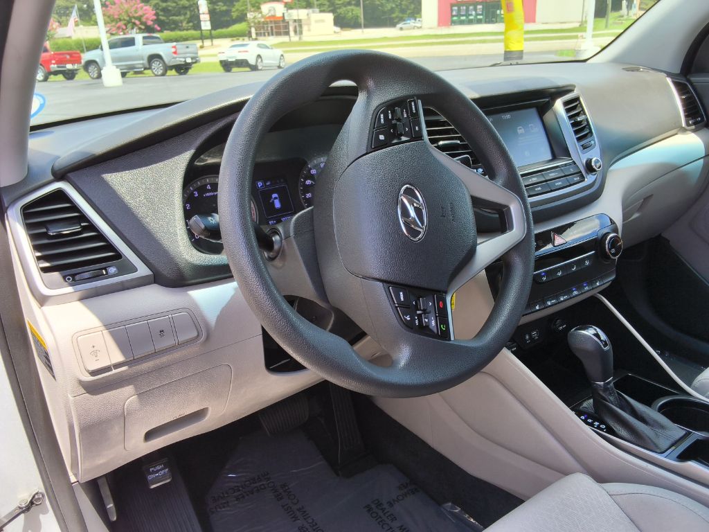 2018 Hyundai Tucson - $13,900