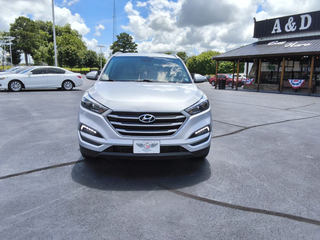 2018 Hyundai Tucson - $13,900