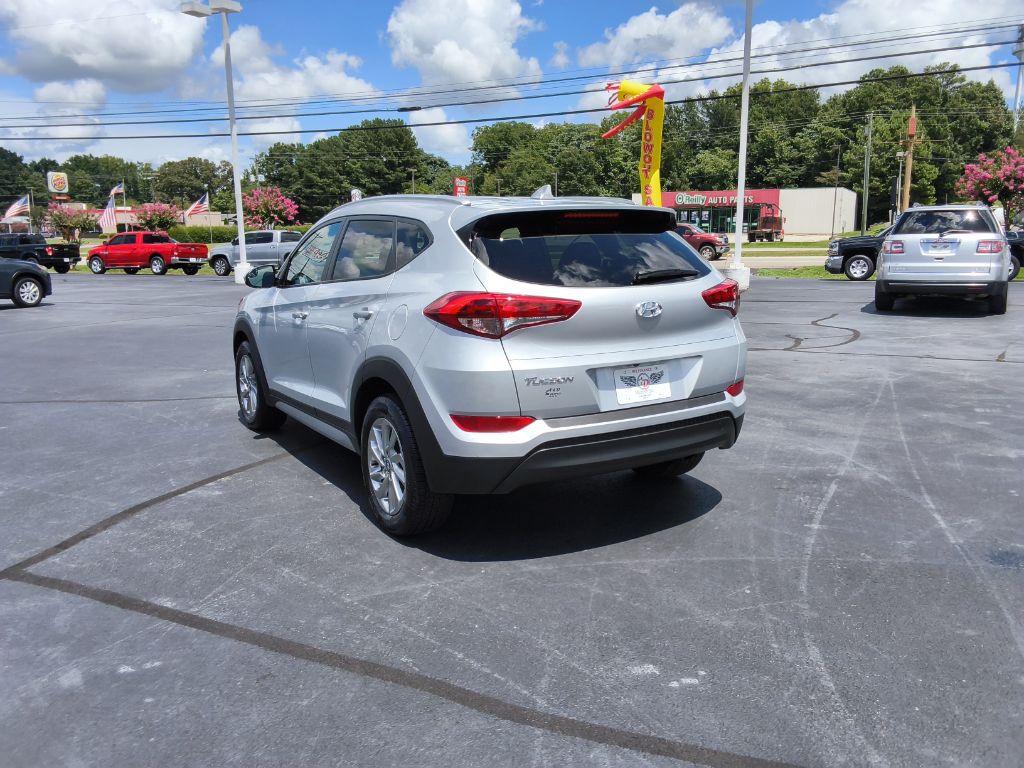 2018 Hyundai Tucson - $13,900