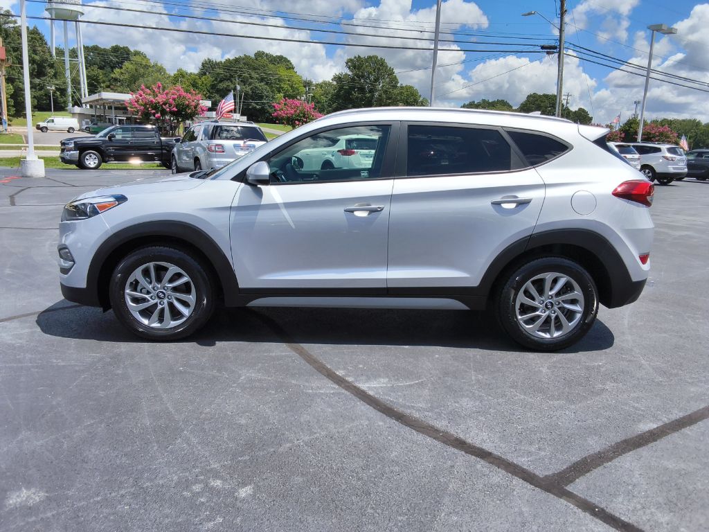 2018 Hyundai Tucson - $13,900