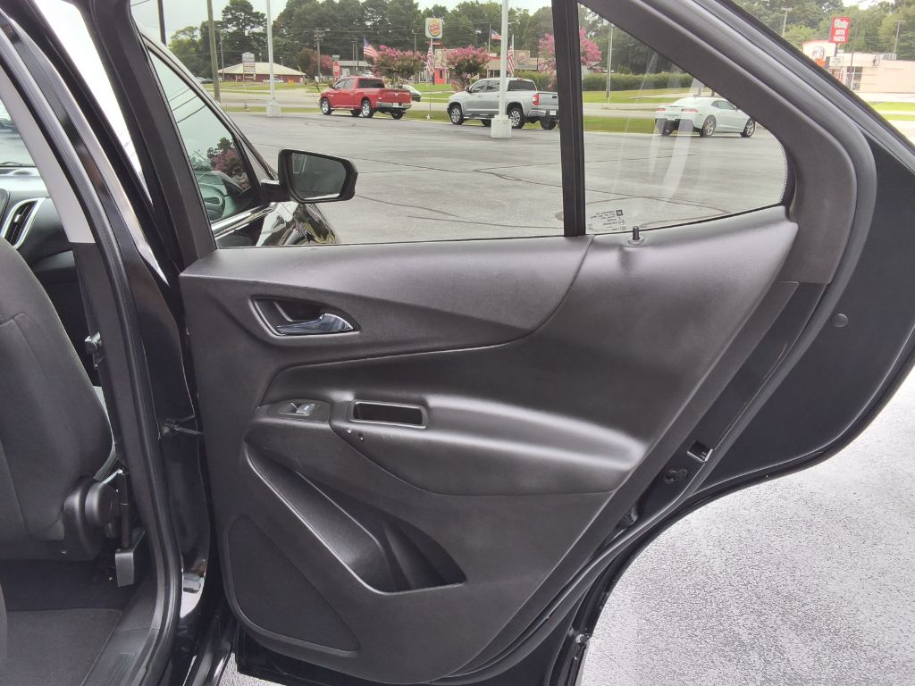 2020 Chevrolet Equinox - $15,900