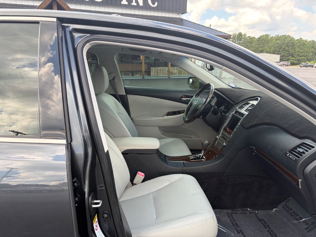 2011 Lexus ES - $12,900