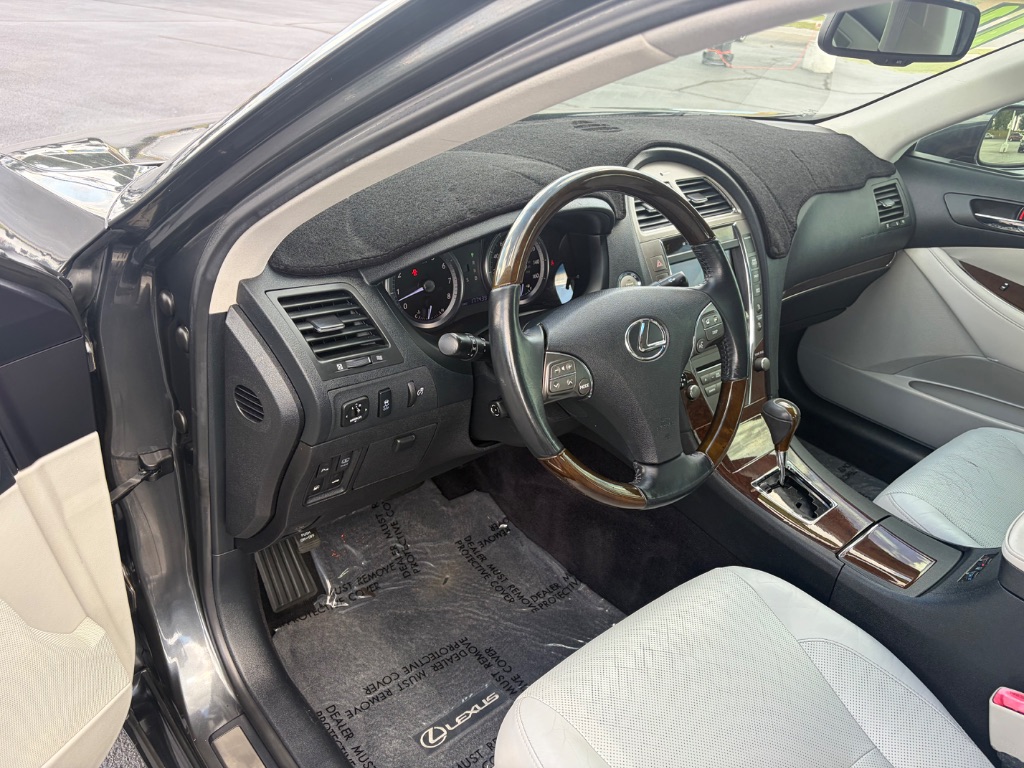 2011 Lexus ES - $12,900
