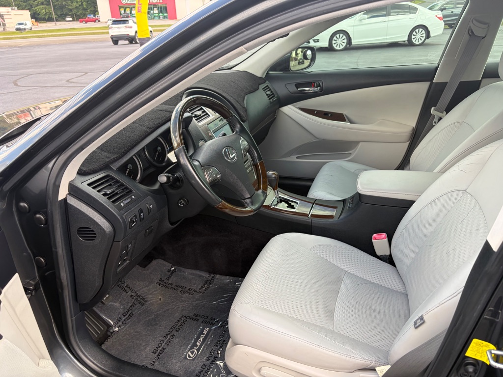 2011 Lexus ES - $12,900