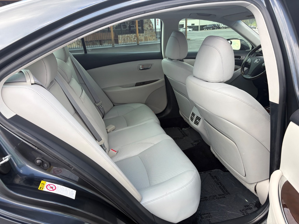 2011 Lexus ES - $12,900