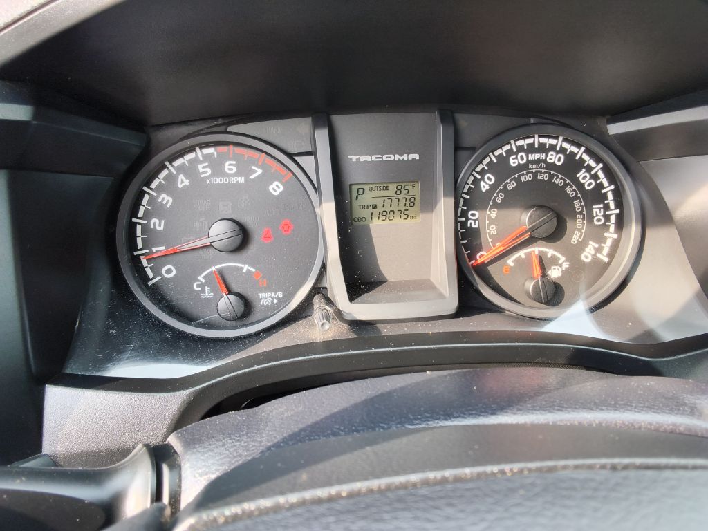 2017 Toyota Tacoma - $22,900