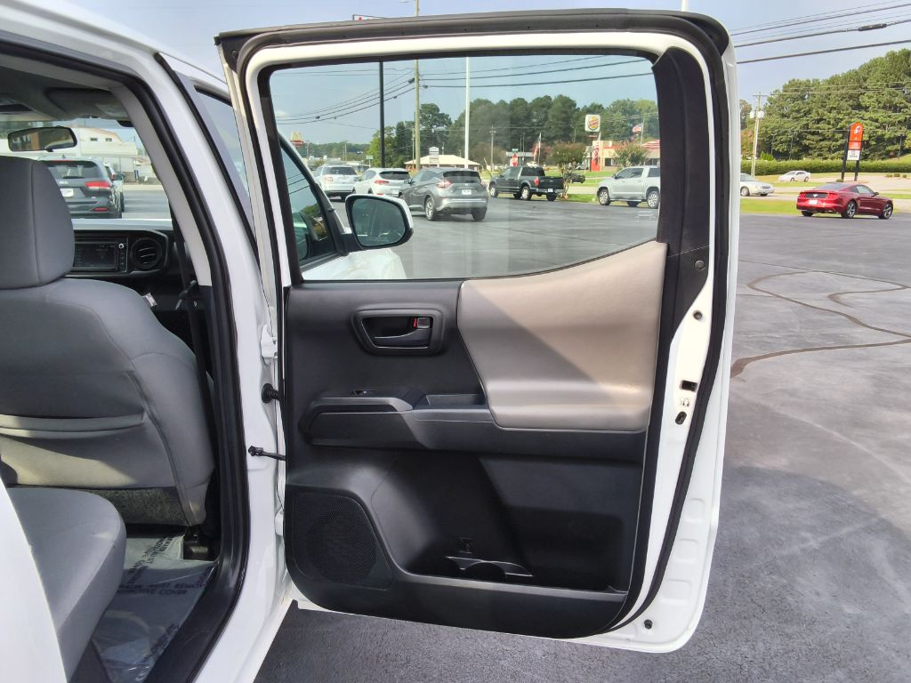 2017 Toyota Tacoma - $22,900