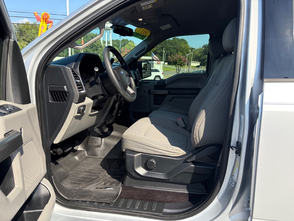 2017 Ford F-150 - $22,900