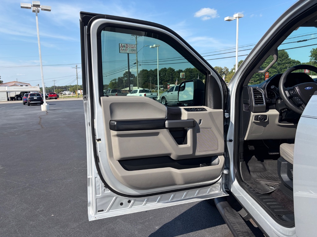 2017 Ford F-150 - $22,900