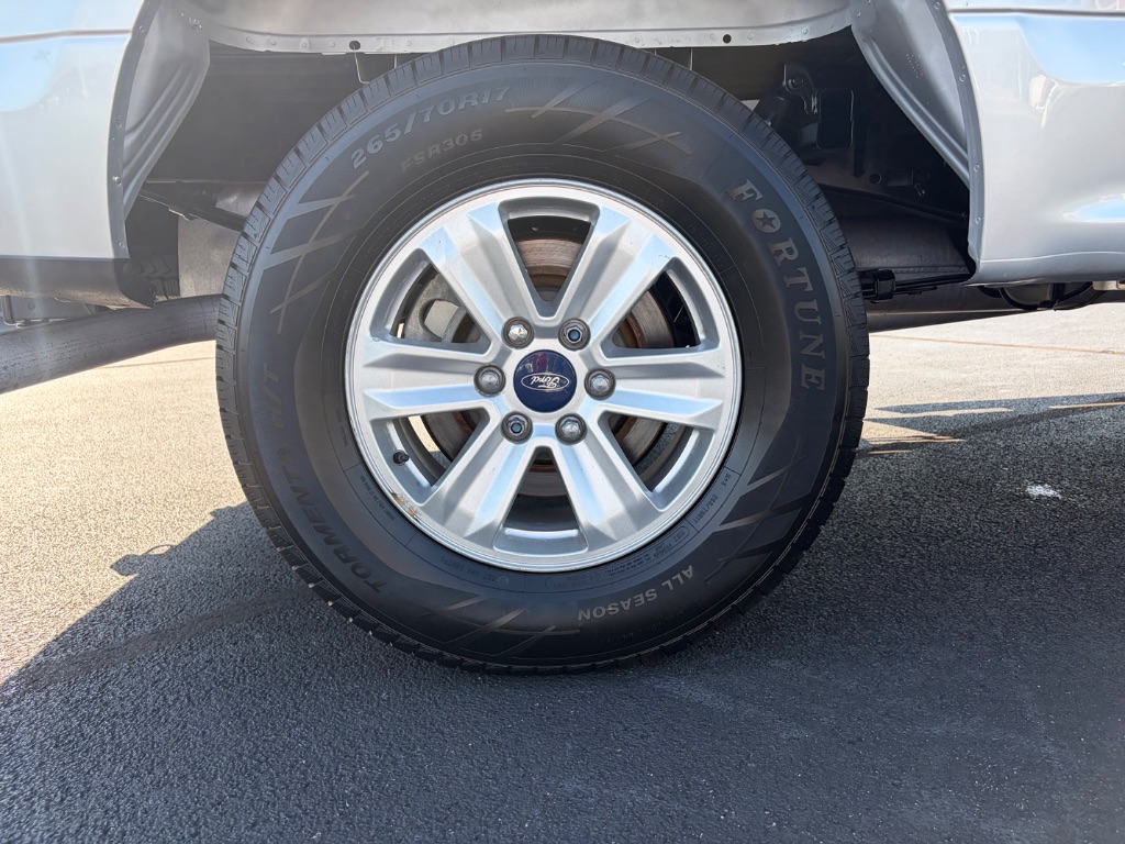 2017 Ford F-150 - $22,900