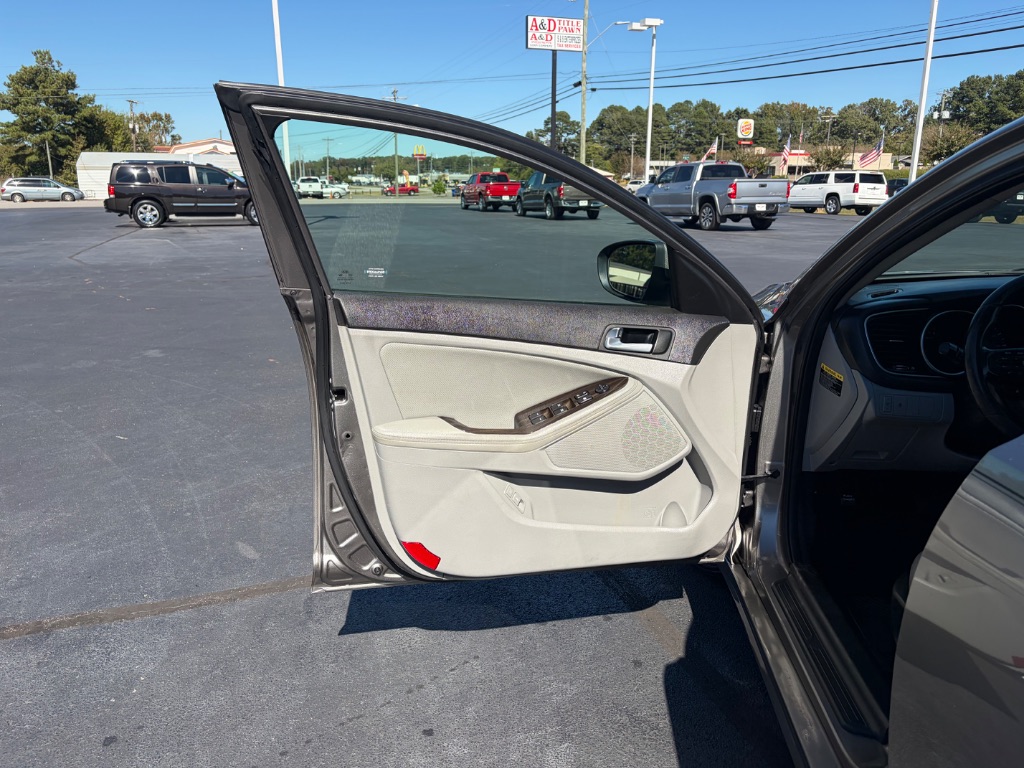 2015 Kia Optima - $6,000