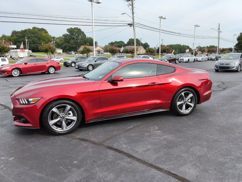 2016 Ford Mustang - $17,900